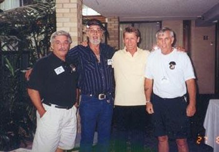 Chuck Reunion 1.JPG (29385 bytes)