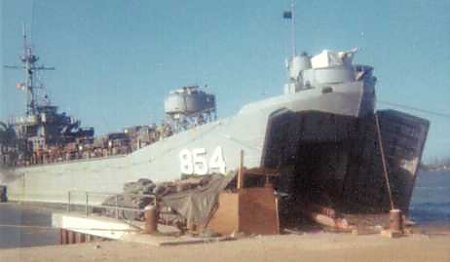 Ed 22.jpg (20055 bytes)